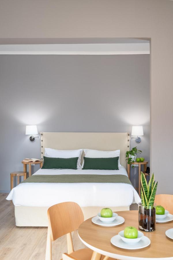 Chroma Fashion Rooms & Apartments Athen Eksteriør billede